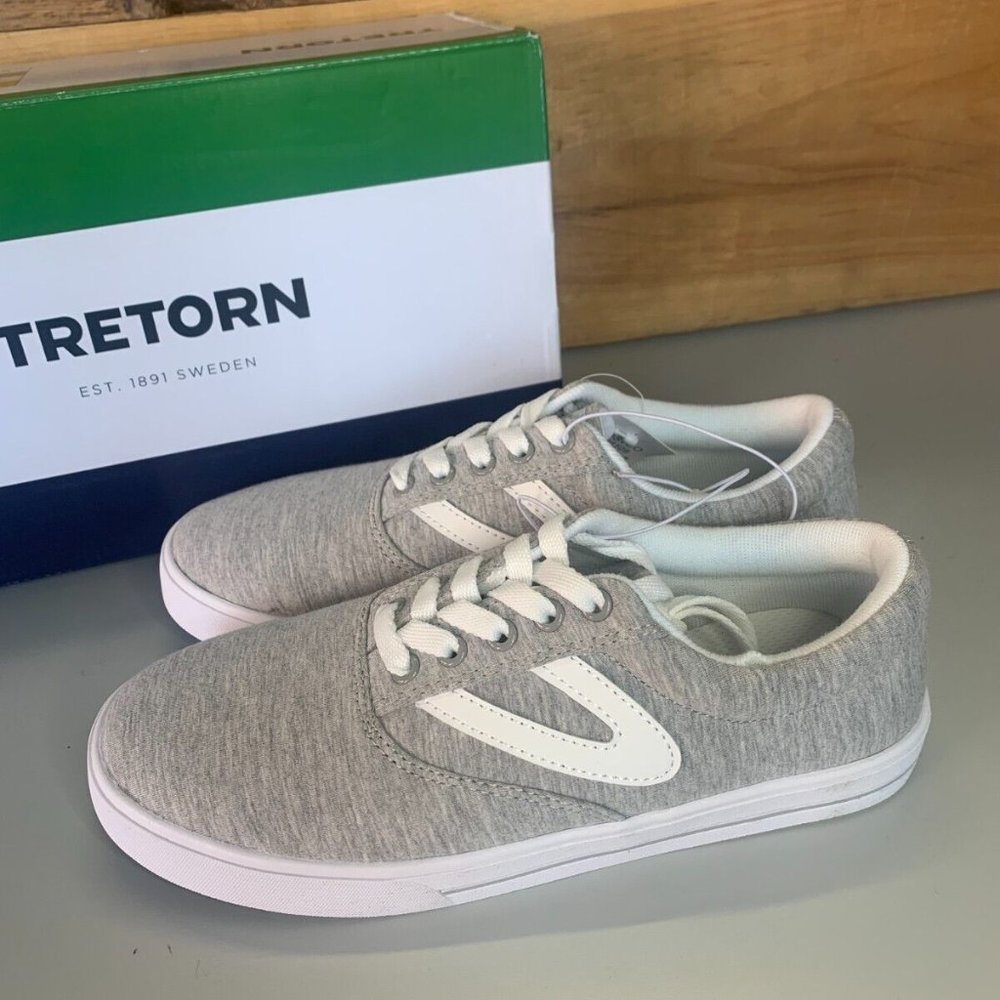 NWT Womens Tretorn Chelsea Casual Athletic Sneaker Leather Canvas Gray & White